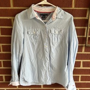 Tommy Hilfiger button down small blue stripes classic